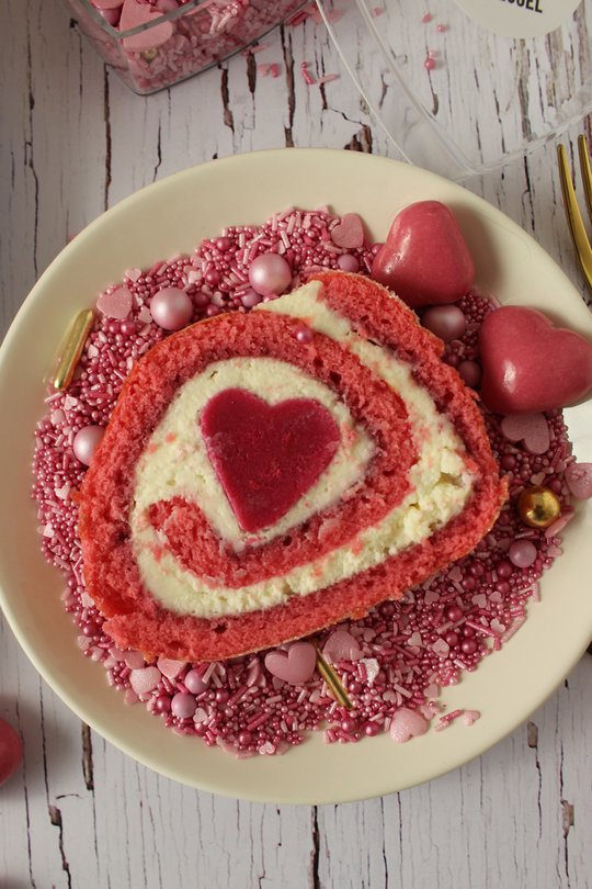 Biskuitrolle Rezept