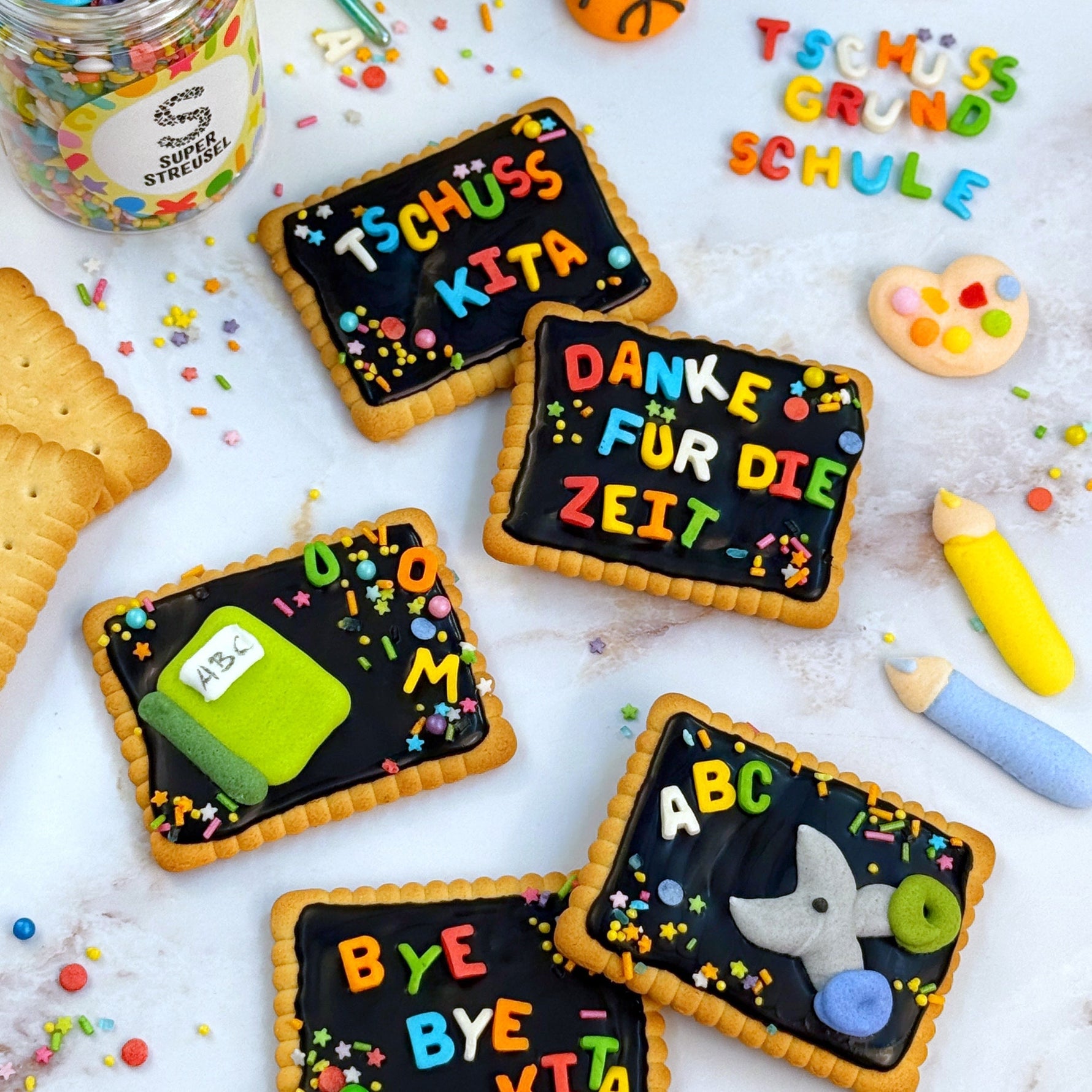 Tschüss Kita Schultafel Butterkekse