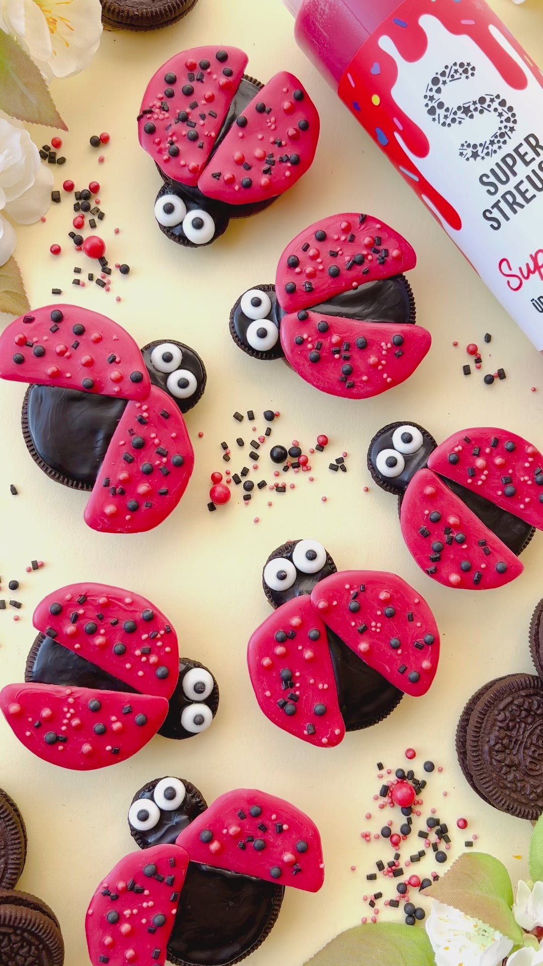 SuperDrip Perfekte Drip CakeGlasur in leuchtenden Farben Super Streusel